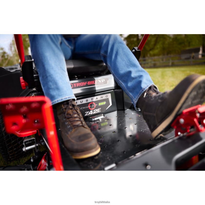tosaerba| Troy-Bilt Rasaerba a raggio zero a batteria Mustang Z42E XP X8F62H1